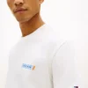 Tommy Jeans T-skjorte med logo på ryggen