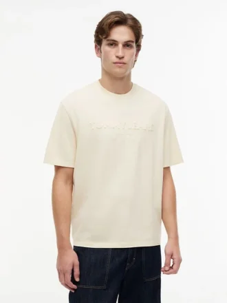 Tommy Jeans T-skjorte med slitt logo