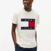 Tommy Jeans T-skjorte med stort flagglogo