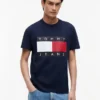 Tommy Jeans T-skjorte med stort flagglogo