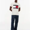 Tommy Jeans T-skjorte med stort flagglogo