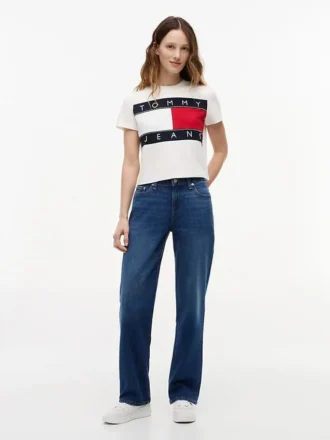 Tommy Jeans T-skjorte med stort flagglogo