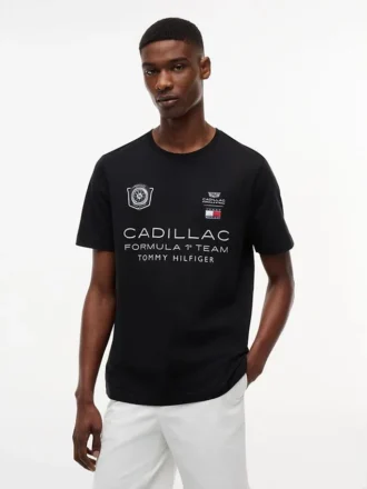 Tommy x Cadillac F1® Team Car Graphic T-skjorte