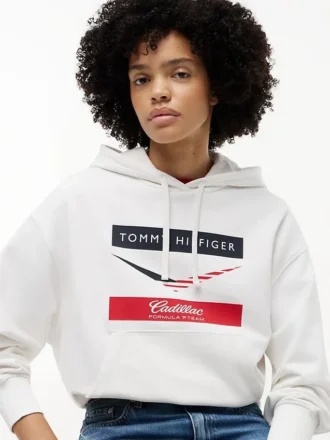 Tommy x Cadillac F1® Team Chevron-hettegenser