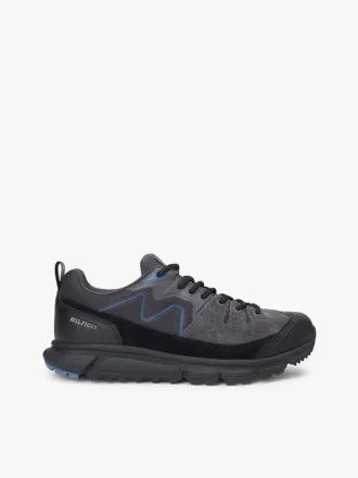 Vannavvisende suede-teknologisk sneaker