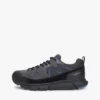 Vannavvisende suede-teknologisk sneaker