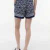 Voile-shorts med monogram i skrift over hele